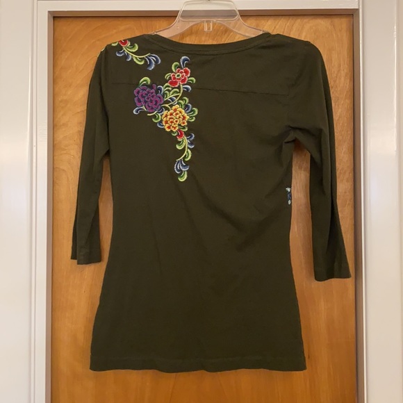 JWLA Johnny was floral embroidered top tee shirt - Picture 3 of 4